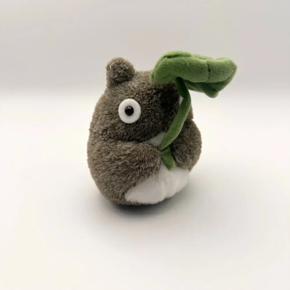 My Neighbor Totoro Beanbug Fluffy With Leaf Studio Ghibli Sun Arrow 6" Tall Vtg - Picture 2 of 6